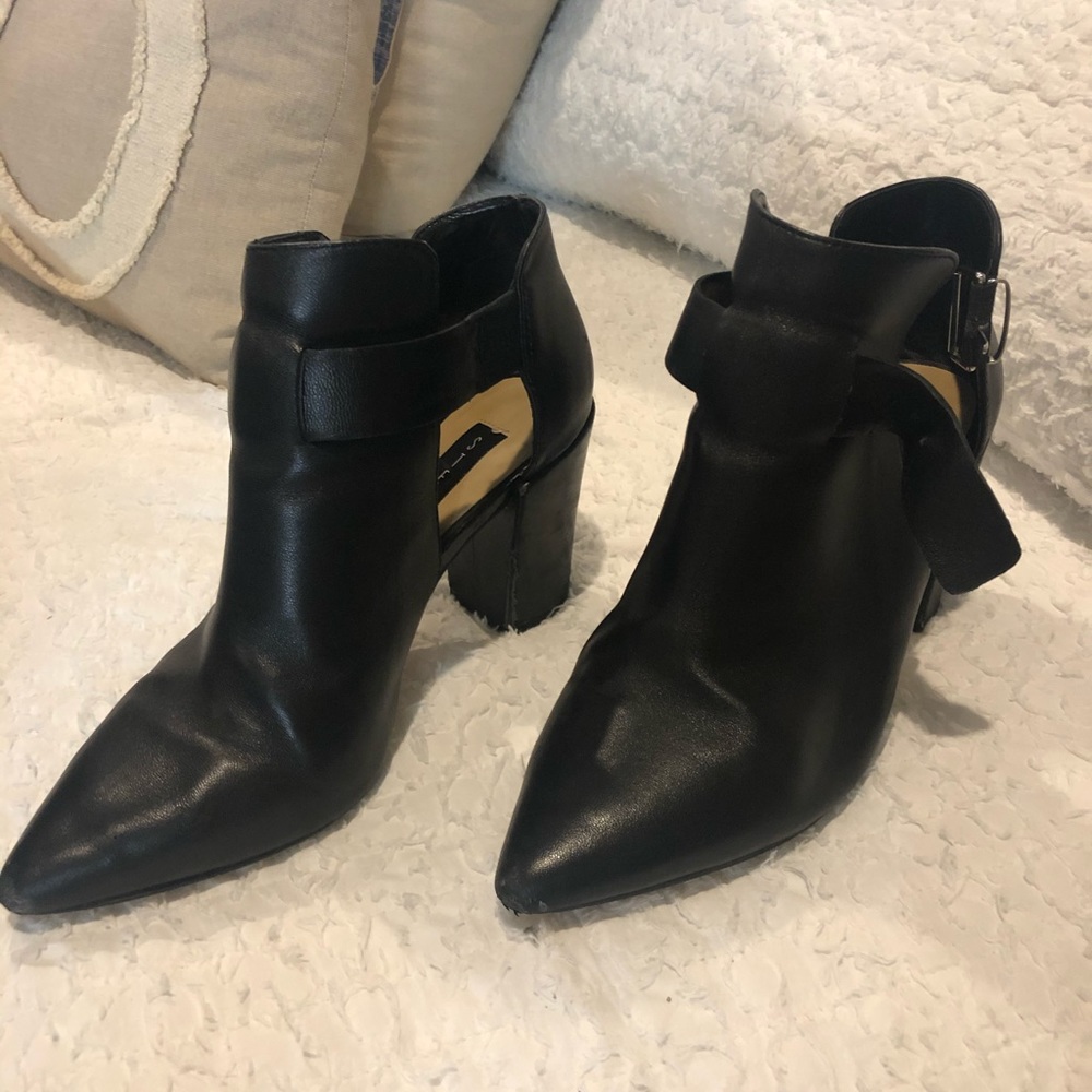 Steven Pammie Black Leather heel